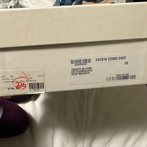 YSL Tribute 90 pump in dark magenta - Picture 9 of 12